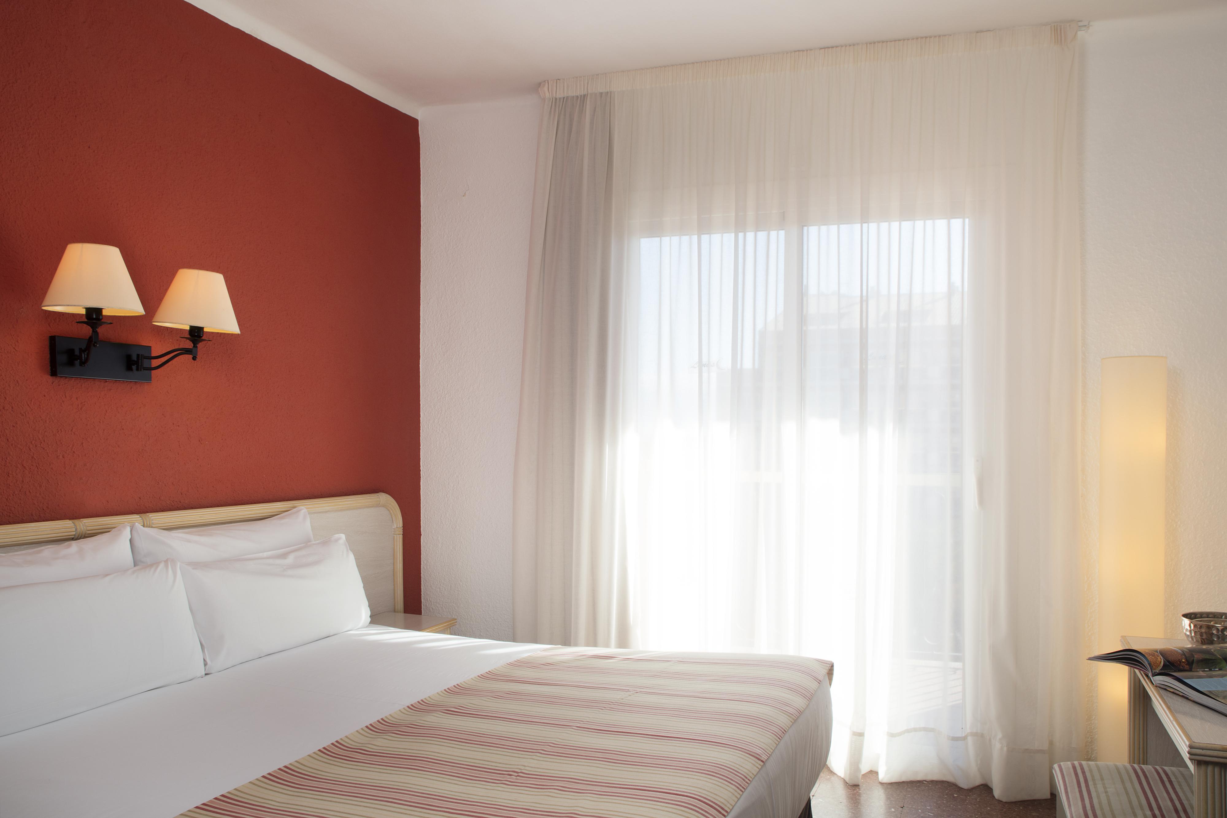 Luna Park Hotel Yoga&Spa Malgrat de Mar Bagian luar foto